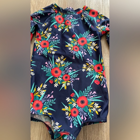 Cat and Jack One Piece Swimsuit, Navy with Floral Print - 2T - Picture 5 of 8